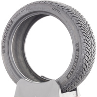 Michelin Pilot Alpin 5 -  225/40 R18
