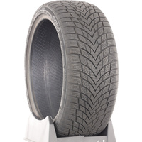 Momo W-20 North Pole -  225/40 R18