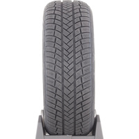 Vredestein Wintrac Pro 215/55 R17