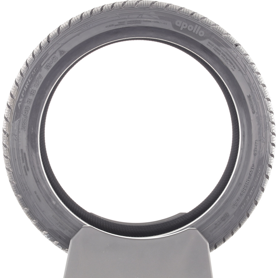 Apollo Aspire XP Winter -  225/40 R18