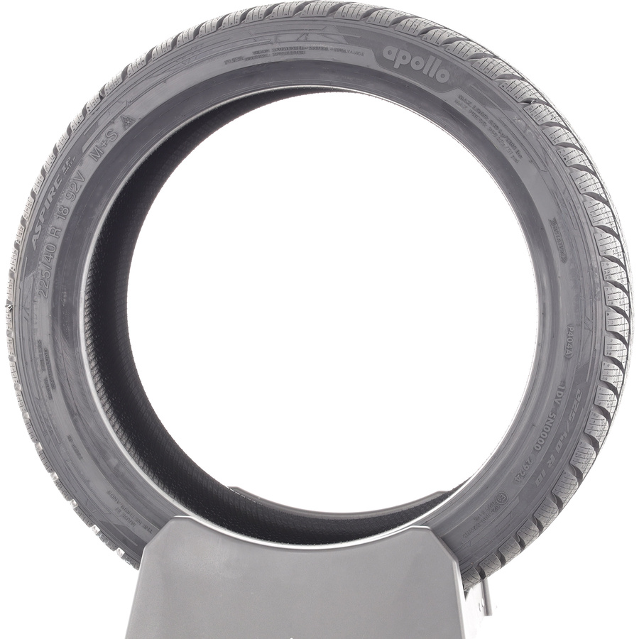 Apollo Aspire XP Winter -  225/40 R18