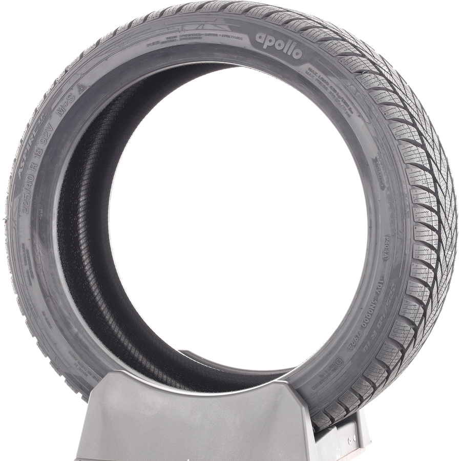 Apollo Aspire XP Winter -  225/40 R18
