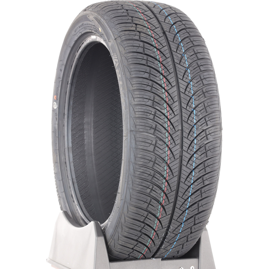 Arivo Carlorful A/S -  225/45 R17