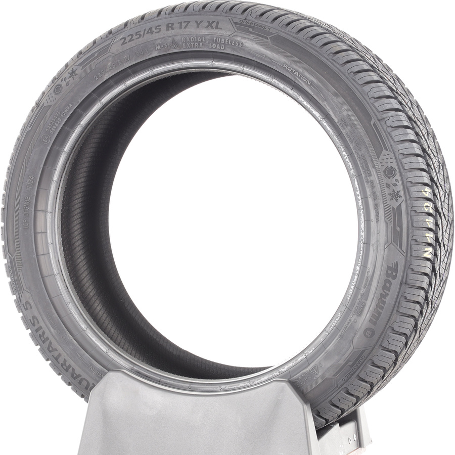 Barum Quartaris 5 -  225/45 R17