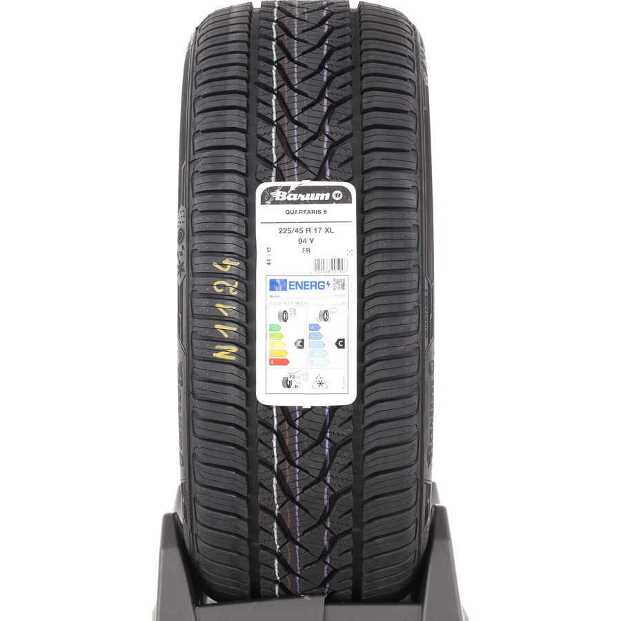 Barum Quartaris 5 -  225/45 R17