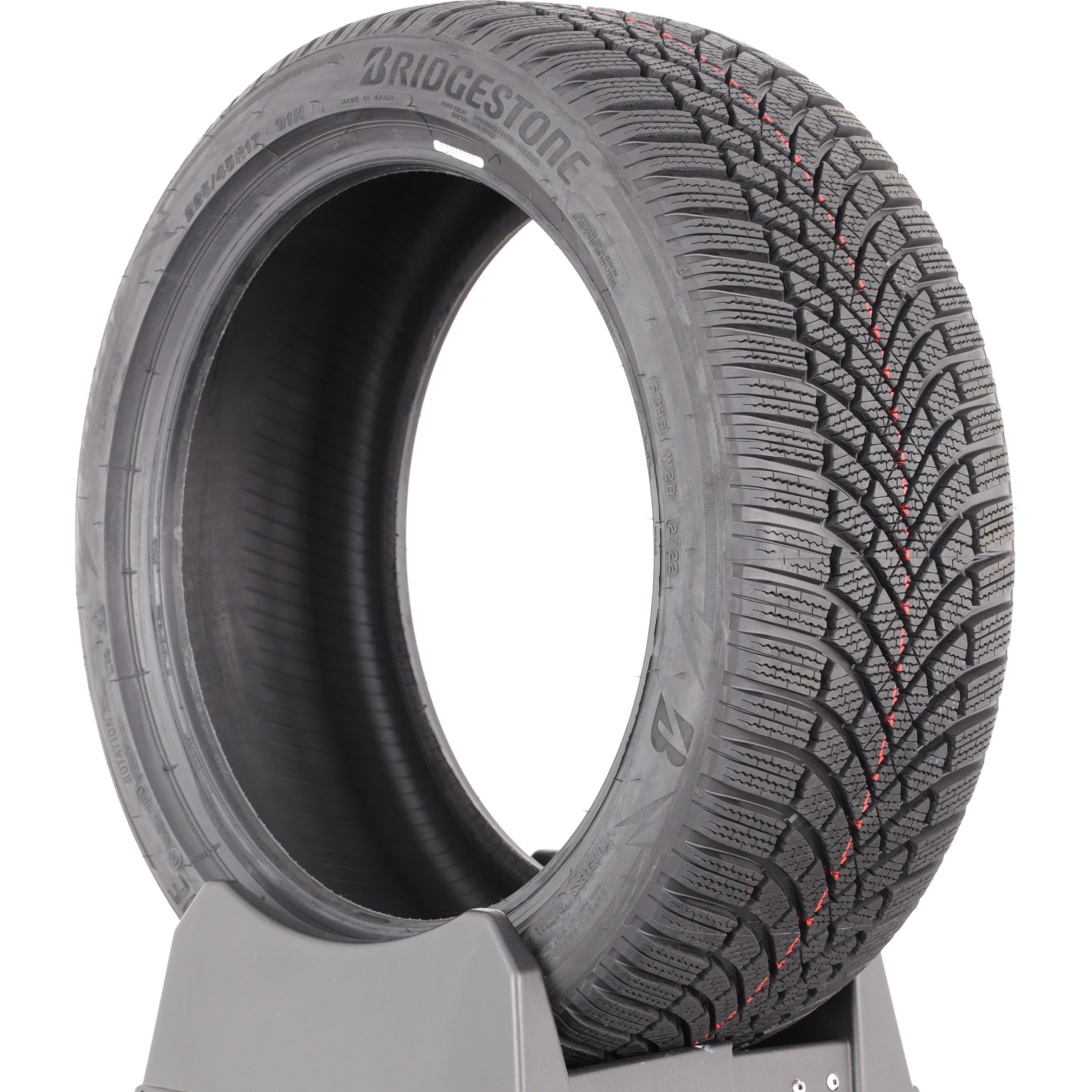 Bridgestone Blizzak LM005 -  225/45 R17