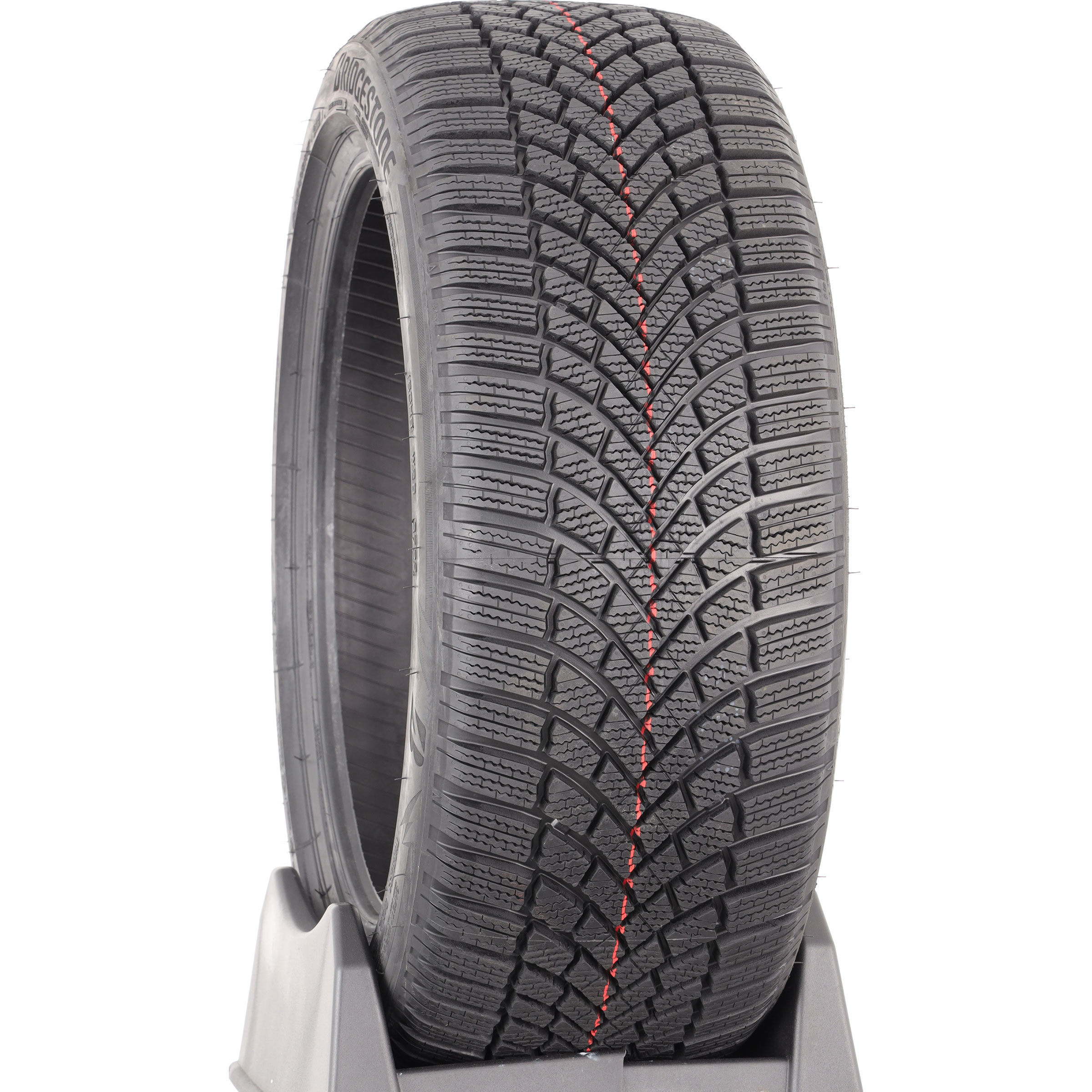 Bridgestone Blizzak LM005 -  225/45 R17