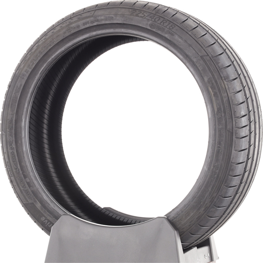 Ceat SportDrive -  225/40 R18