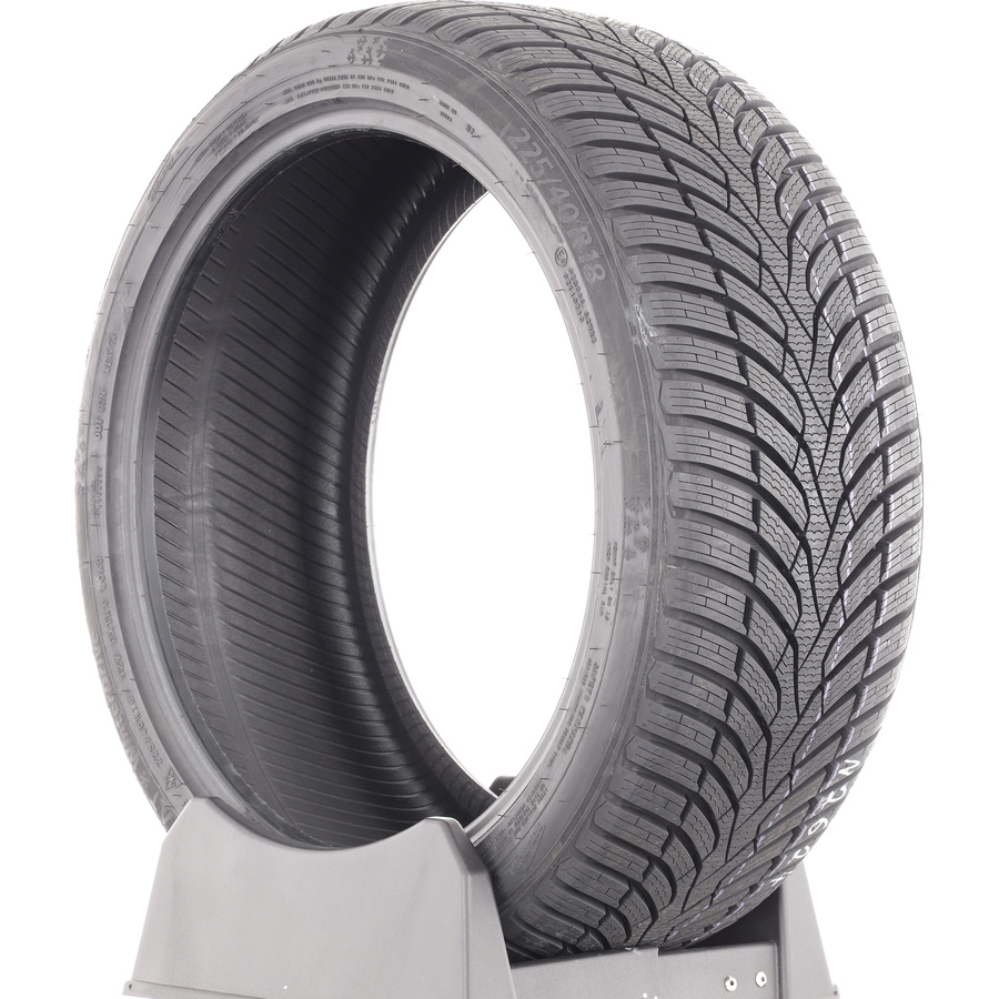 Ceat WinterDrive -  225/40 R18