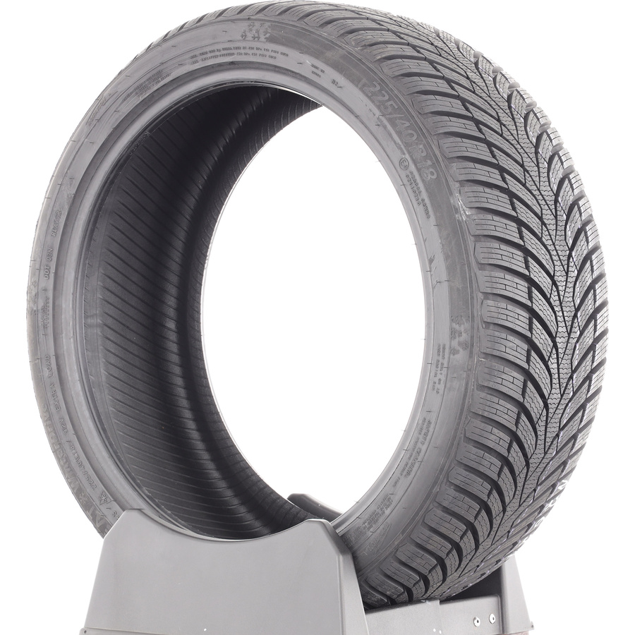 Ceat WinterDrive -  225/40 R18