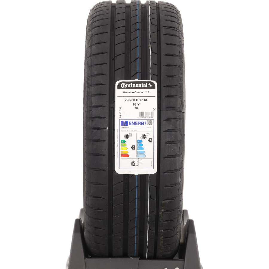 Continental PremiumContact 7 -  225/40 R18