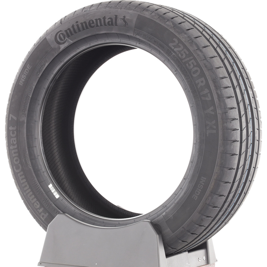 Continental PremiumContact 7 -  225/40 R18