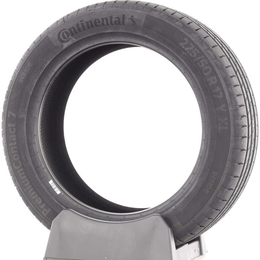 Continental PremiumContact 7 -  225/40 R18