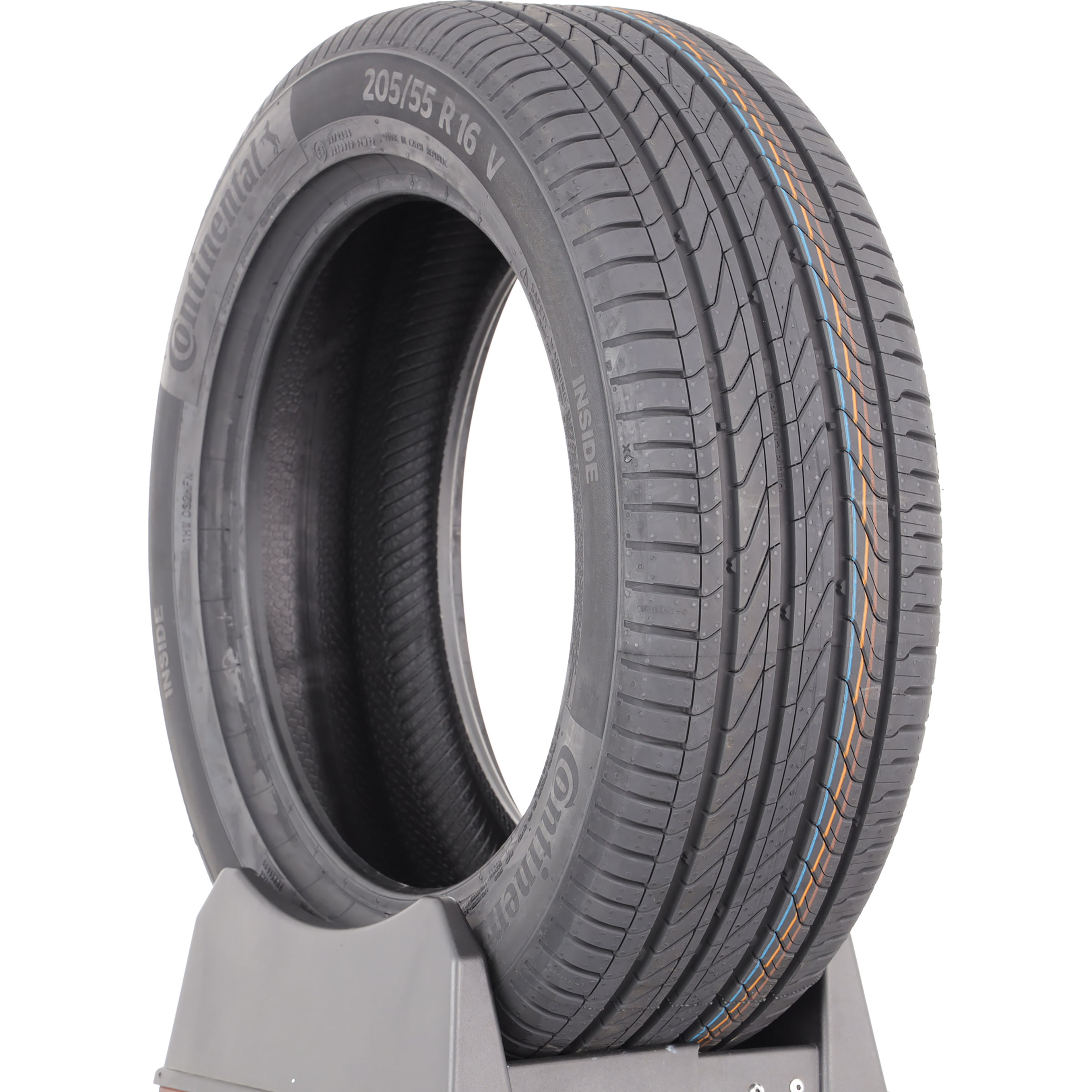 Test Continental UltraContact - 205/55 R16 - Pneu - UFC-Que Choisir