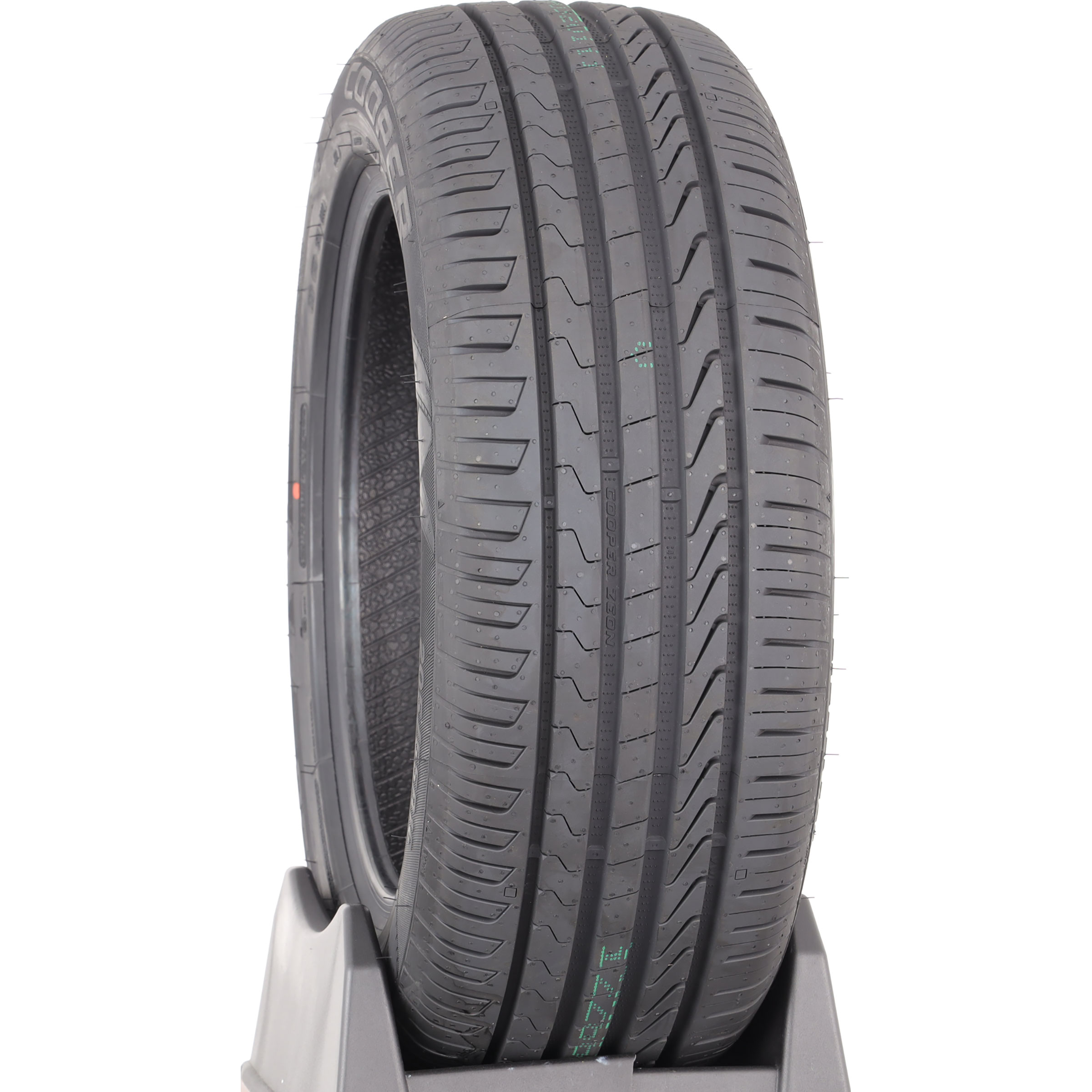 Cooper ZEON CS8 -  205/55 R16