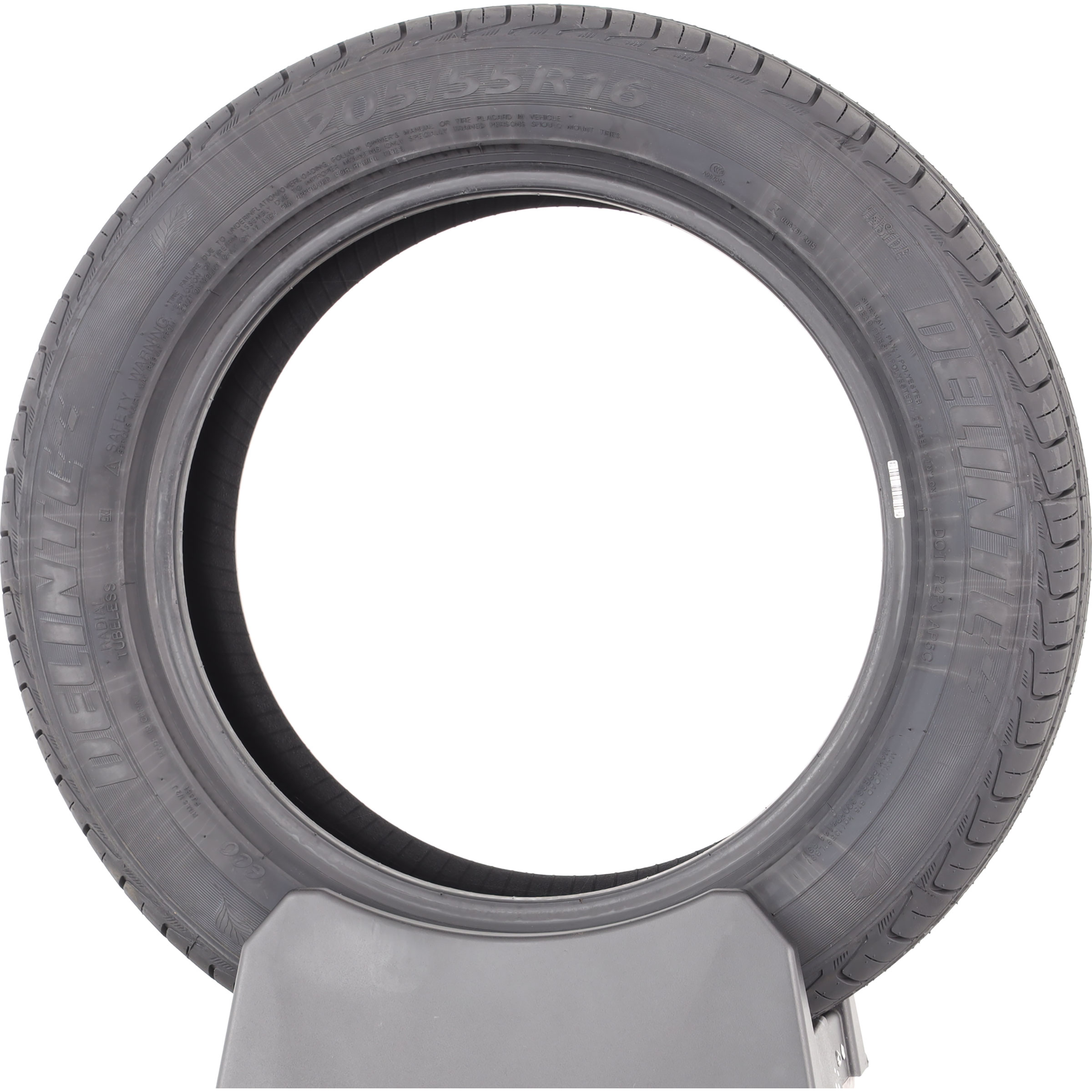 Delinte DH 2 -  205/55 R16