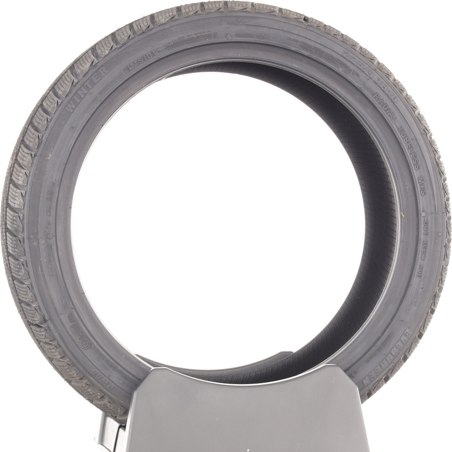 Evergreen EW66 -  225/40 R18