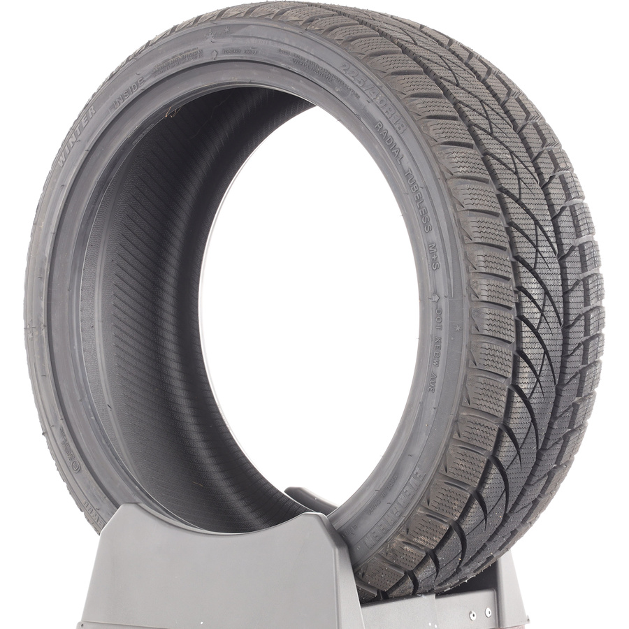 Evergreen EW66 -  225/40 R18