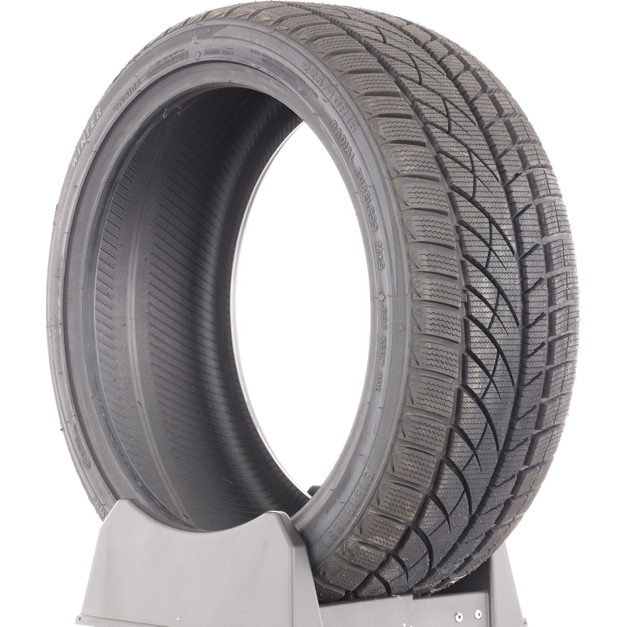 Evergreen EW66 -  225/40 R18