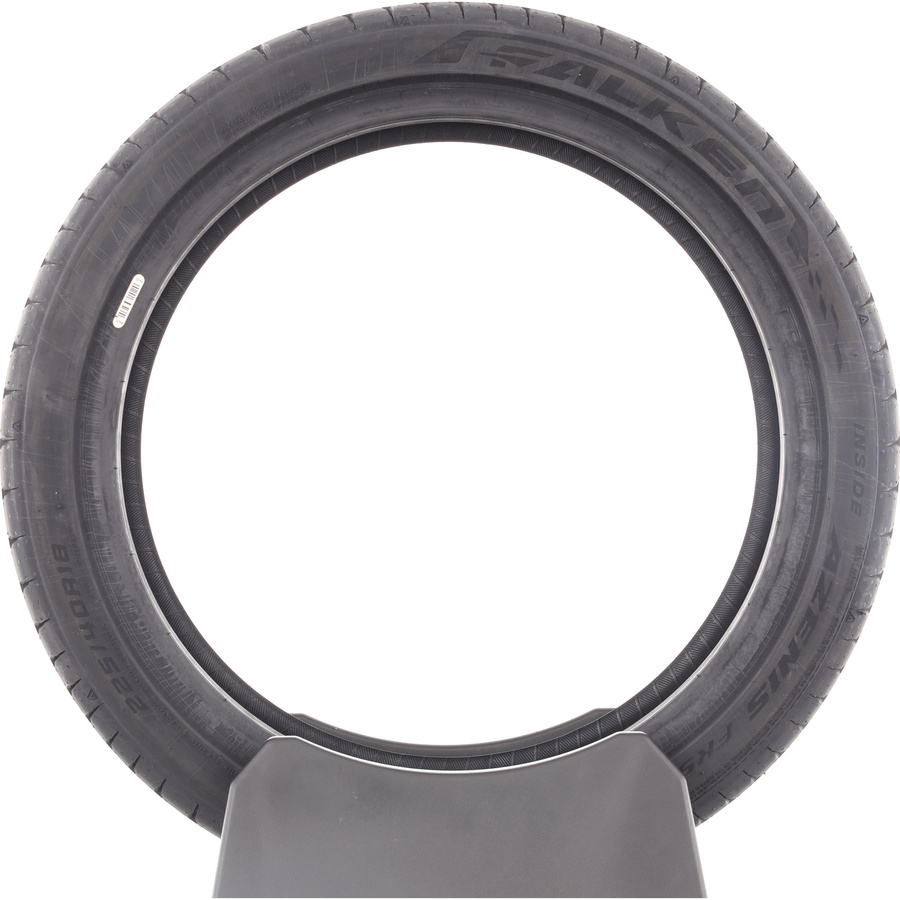 Falken Azenis FK520 -  225/40 R18