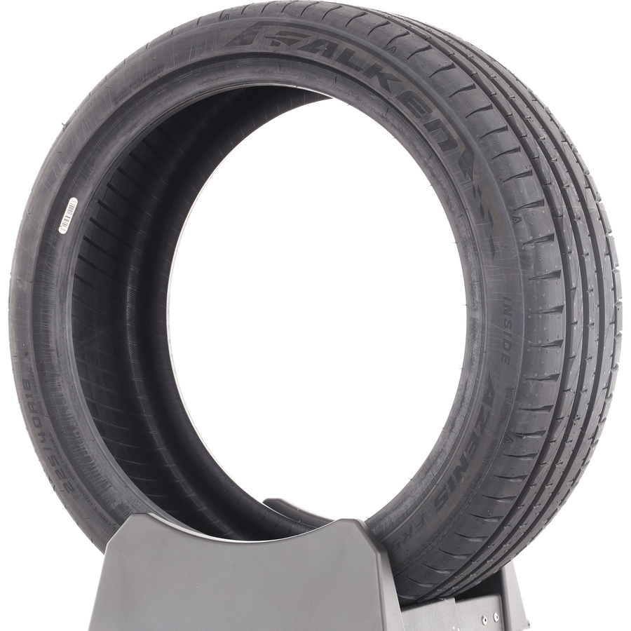 Falken Azenis FK520 -  225/40 R18