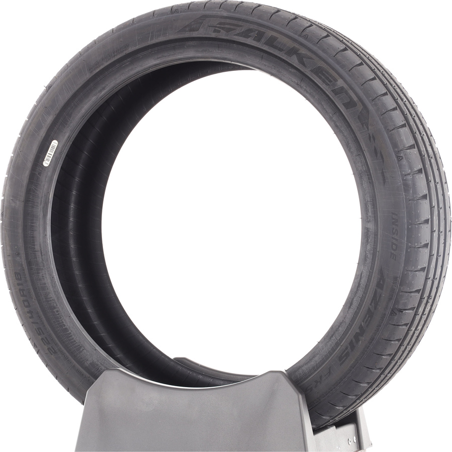 Falken Azenis FK520 -  225/40 R18