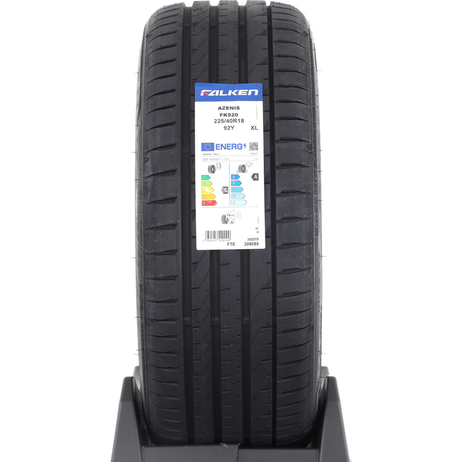 Falken Azenis FK520 -  225/40 R18