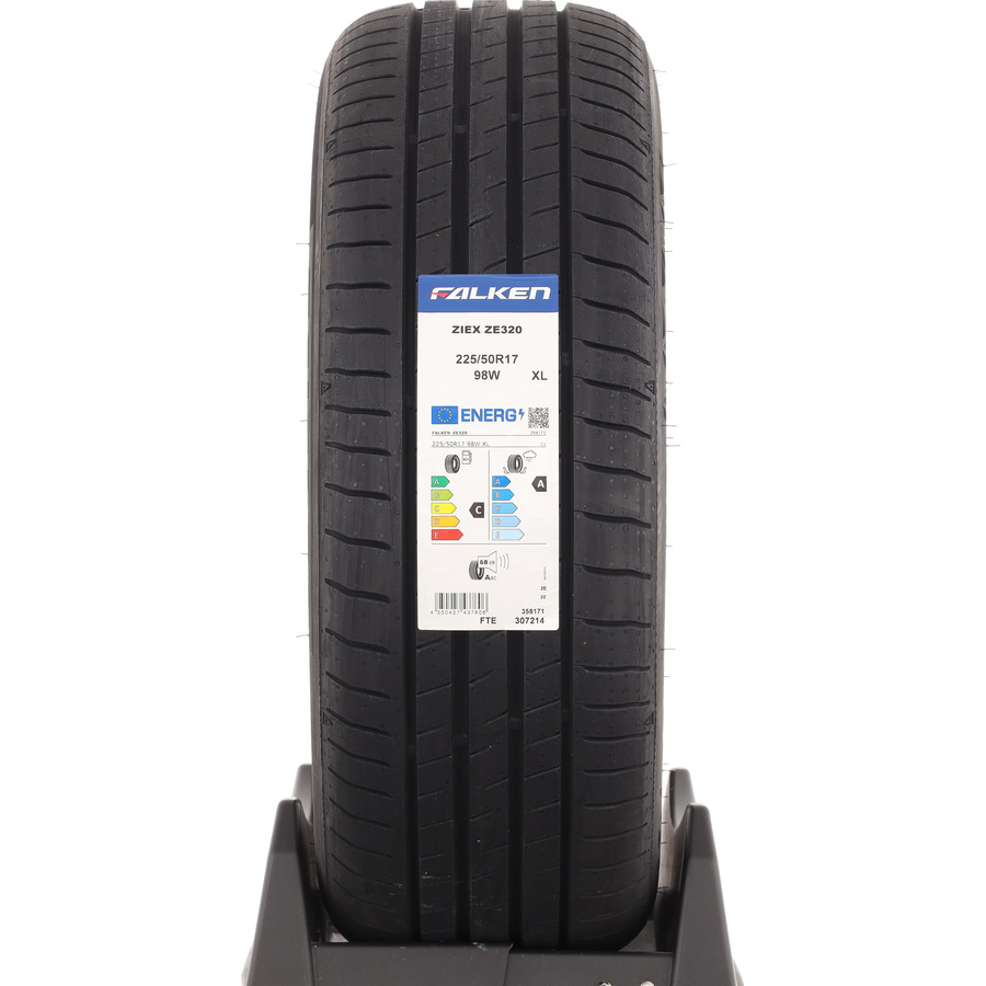 Falken Ziex ZE320 -  225/40 R18
