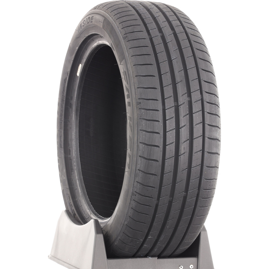 Falken Ziex ZE320 -  225/40 R18