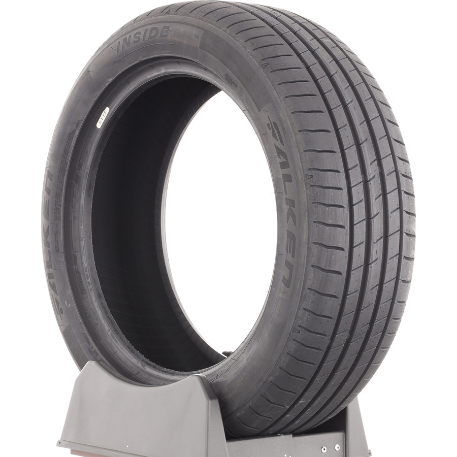 Falken Ziex ZE320 -  225/40 R18