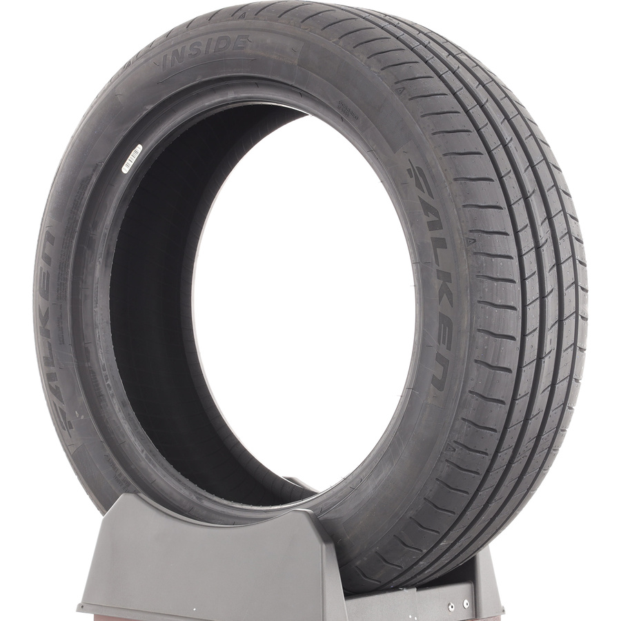 Falken Ziex ZE320 -  225/40 R18