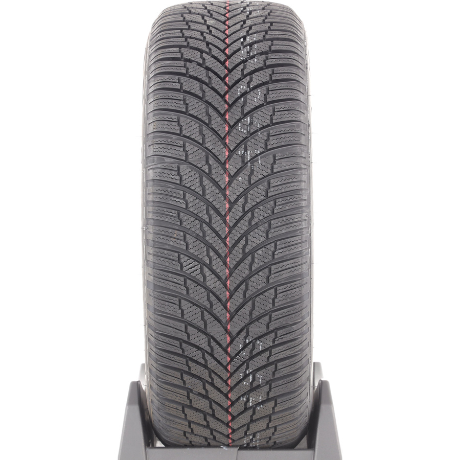 Firestone Winterhawk 4 215/55 R17