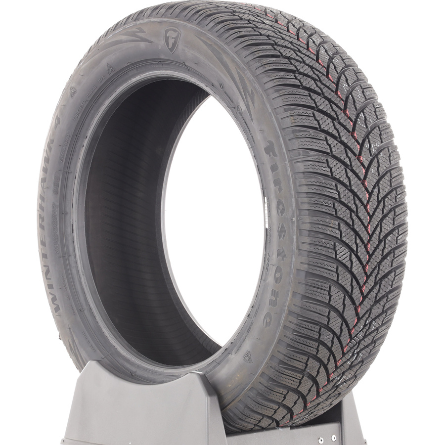 Firestone Winterhawk 4 -  215/55 R17