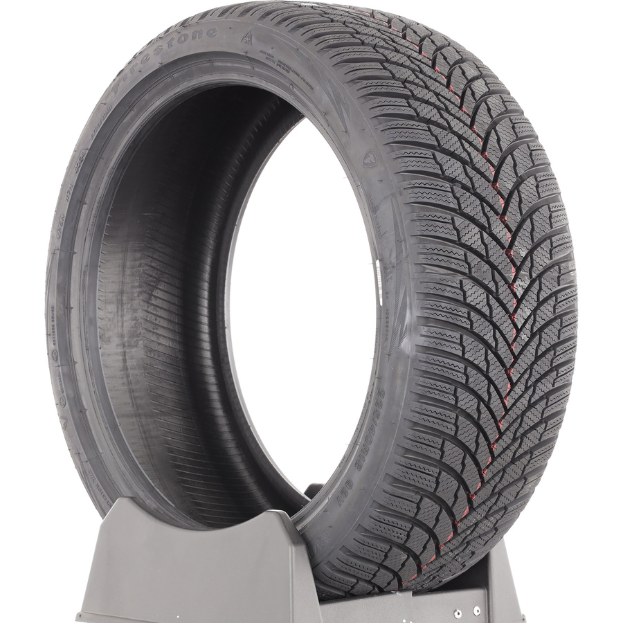 Firestone Winterhawk 4 -  225/40 R18