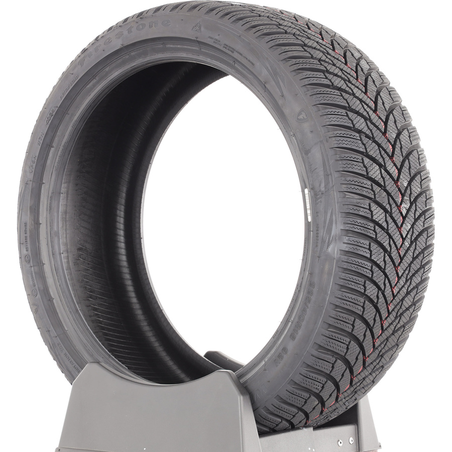 Firestone Winterhawk 4 -  225/40 R18