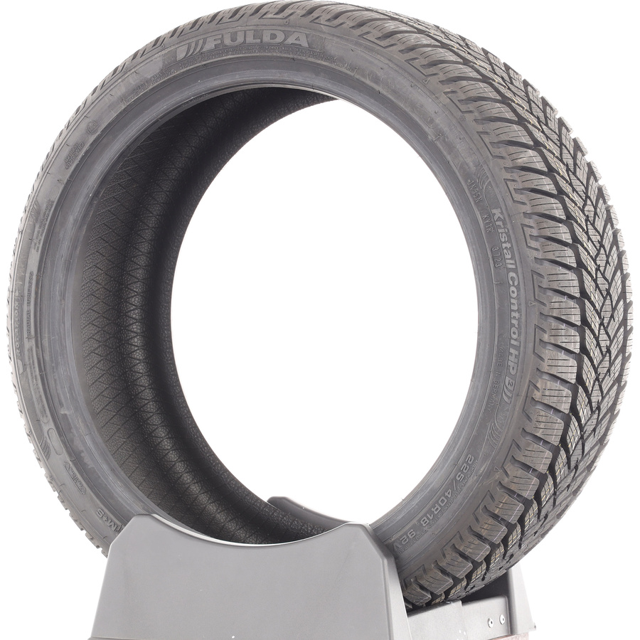 Fulda Kristall Control HP 2 -  225/40 R18