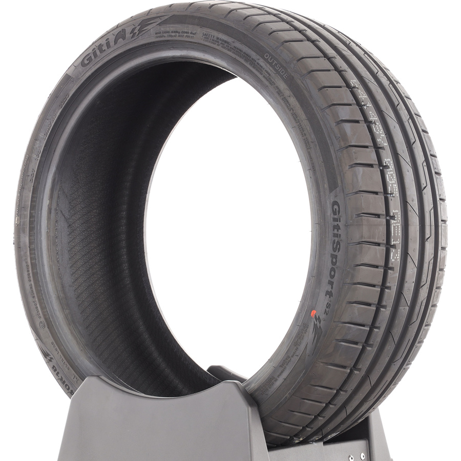 Giti GitiSport S2 -  225/40 R18