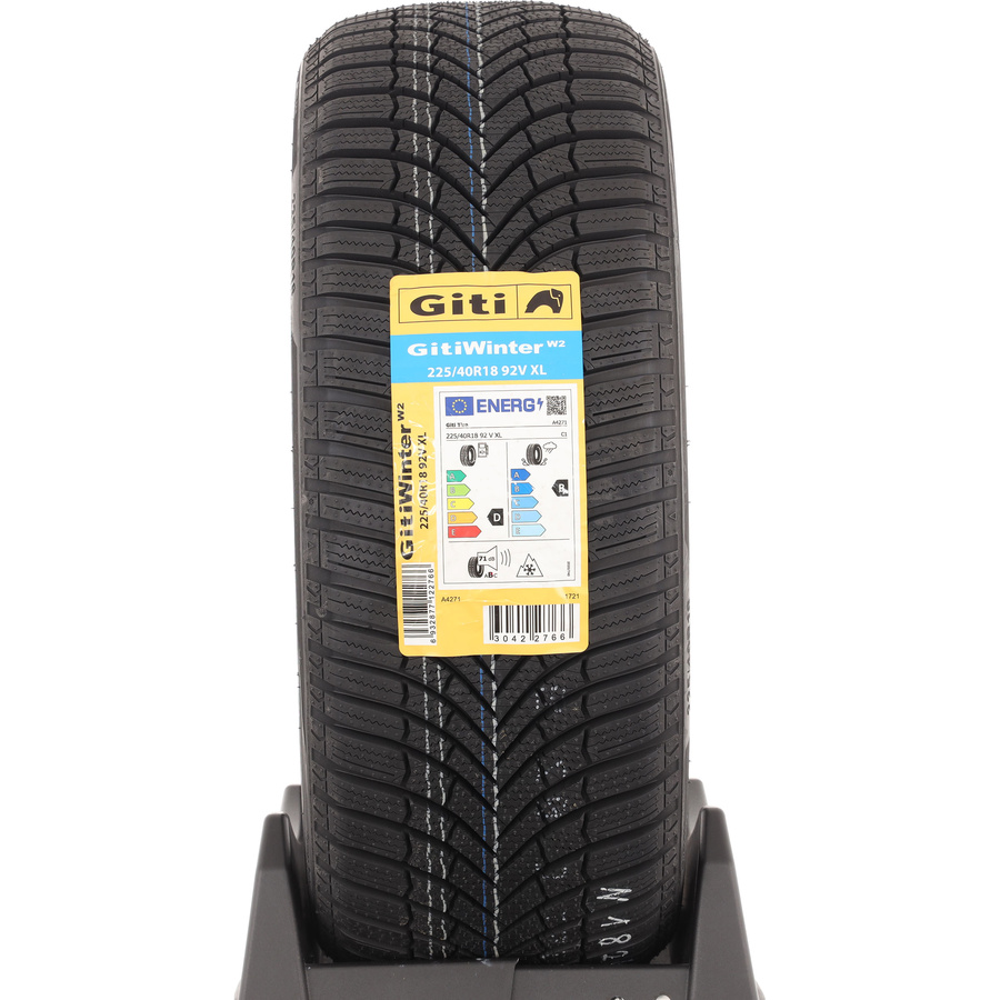 Giti GitiWinter W2 -  225/40 R18