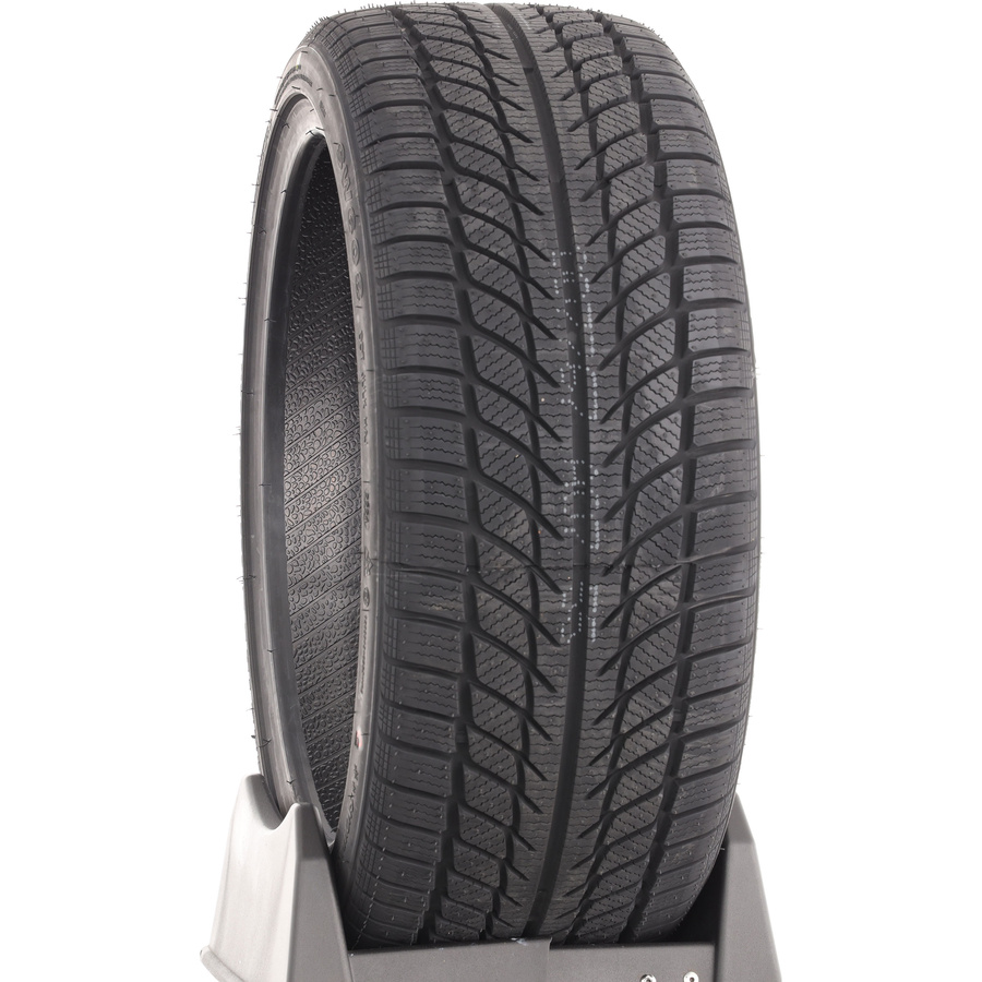 Goodride SW608 -  225/40 R18