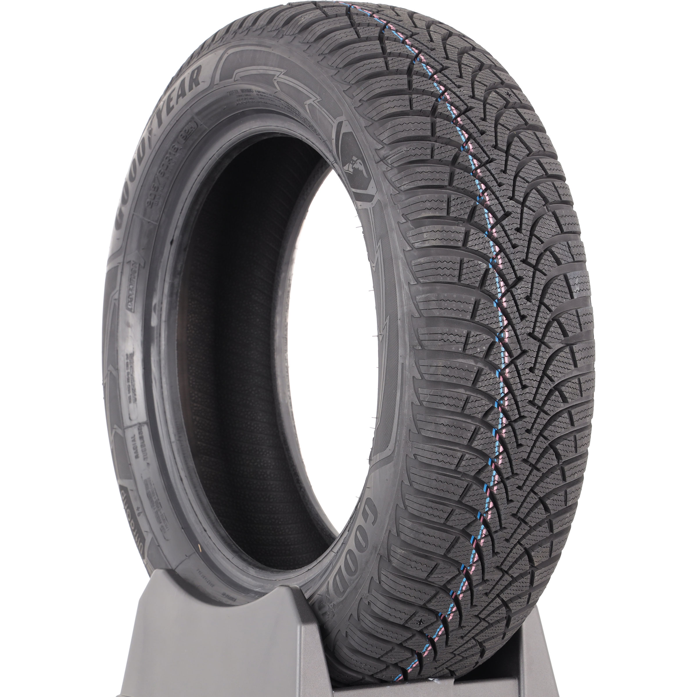 Goodyear UltraGrip 9+ -  205/60 R16