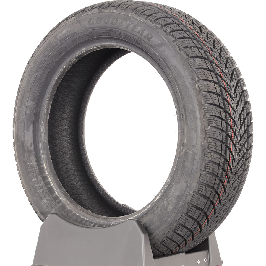 Goodyear UltraGrip Performance 3 -  205/55 R16