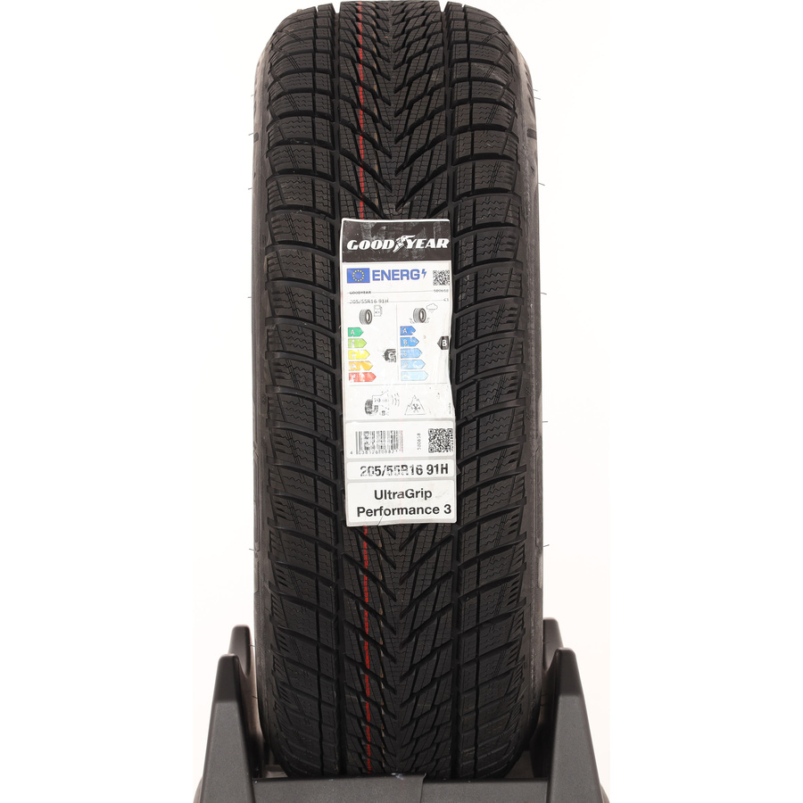 Goodyear UltraGrip Performance 3 -  205/55 R16