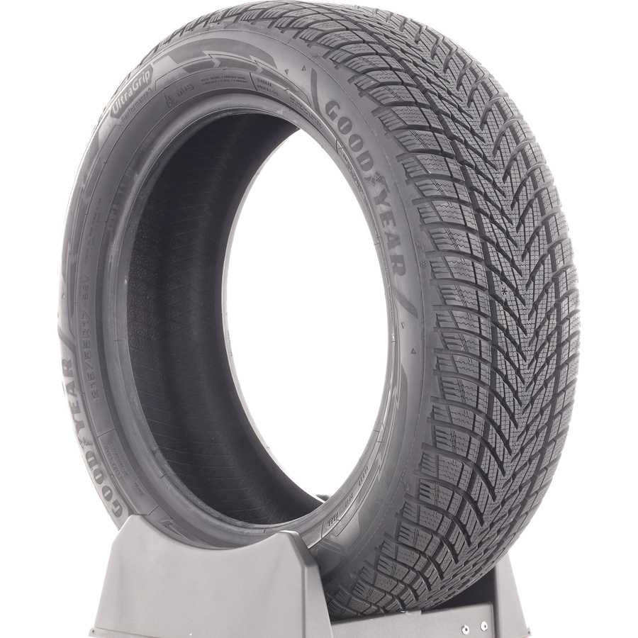 Goodyear UltraGrip Performance 3 -  215/55 R17