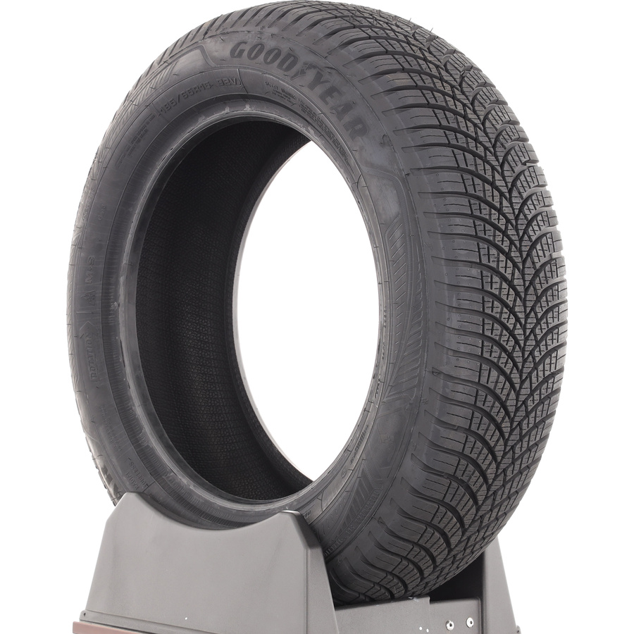 Goodyear Vector 4Seasons Gen-3 -  185/65 R15