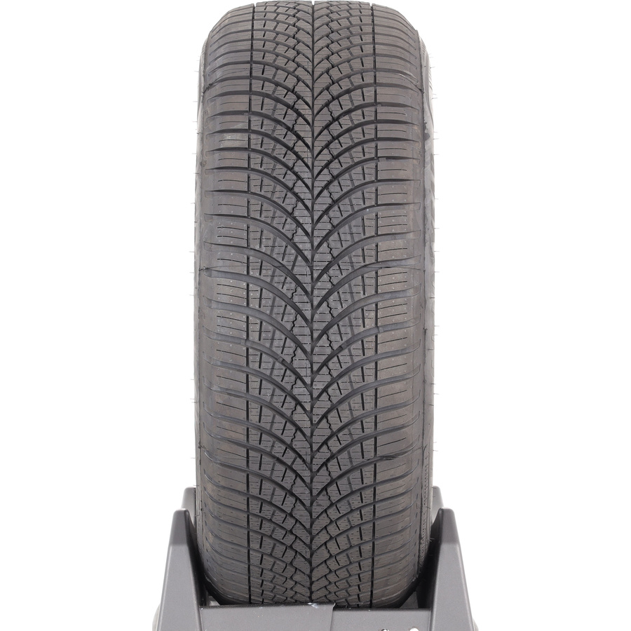 Goodyear Vector 4Seasons Gen-3 205/55 R16