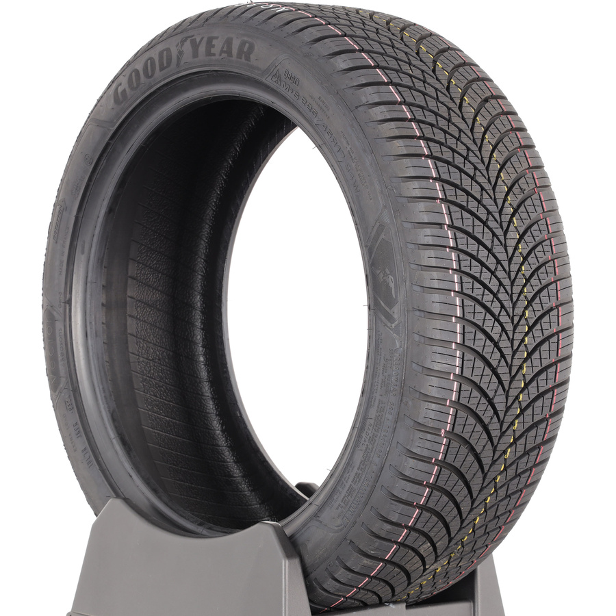 Goodyear Vector 4Seasons Gen-3 -  225/45 R17