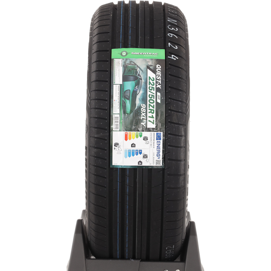 Greentrac Quest-X -  225/40 R18