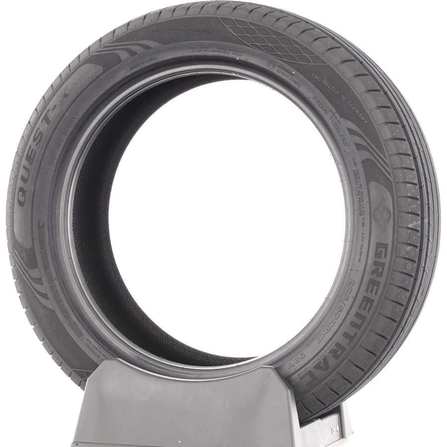 Greentrac Quest-X -  225/40 R18