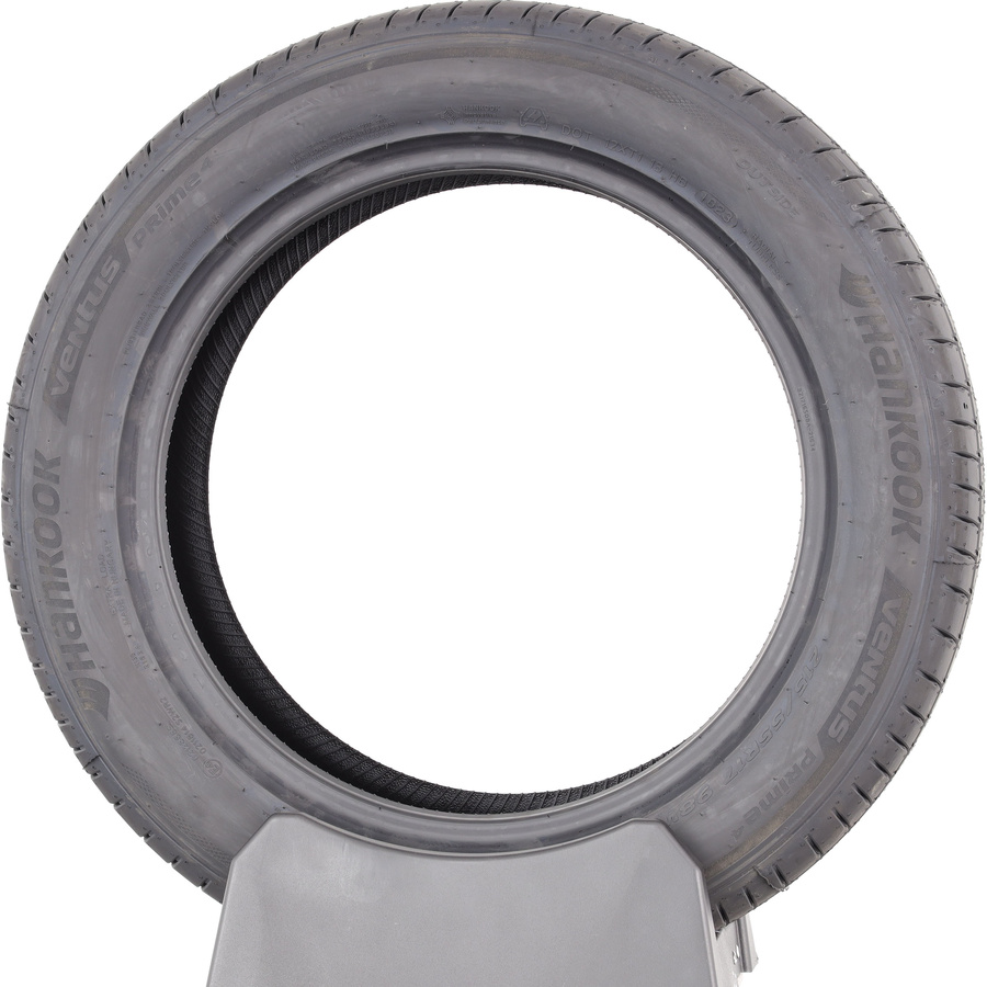 Hankook Ventus Prime 4 -  215/55 R17