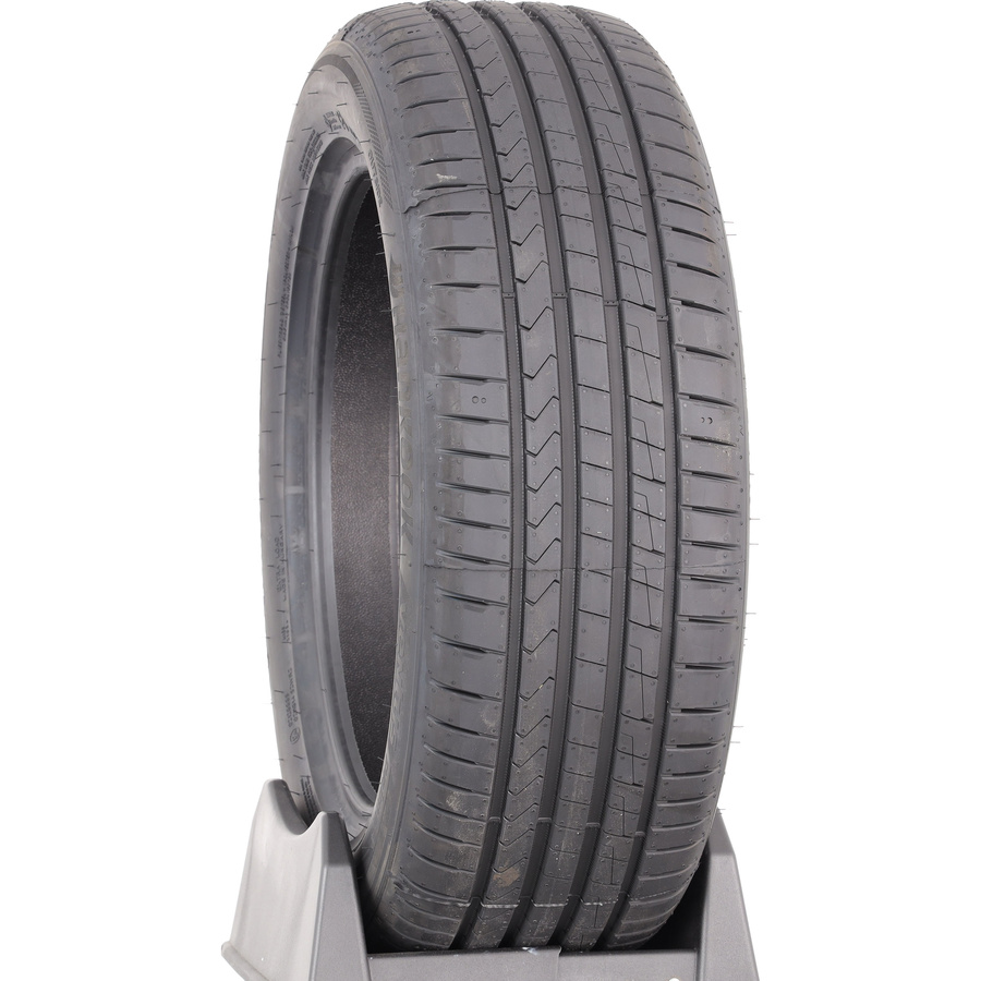 Hankook Ventus Prime 4 -  215/55 R17